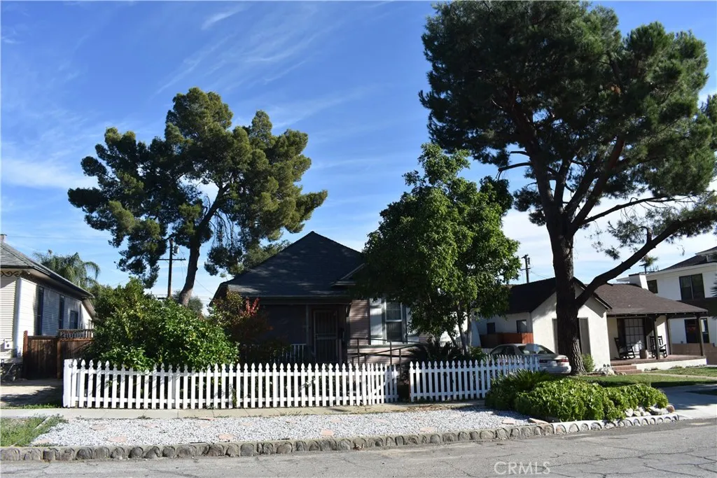 Additional image 4 of 562 N 1st Avenue, Upland, CA 91786