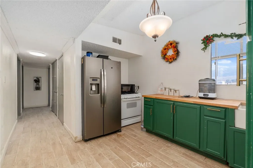 Additional image 23 of 32111 State Highway 18, Lucerne Valley, CA 92356