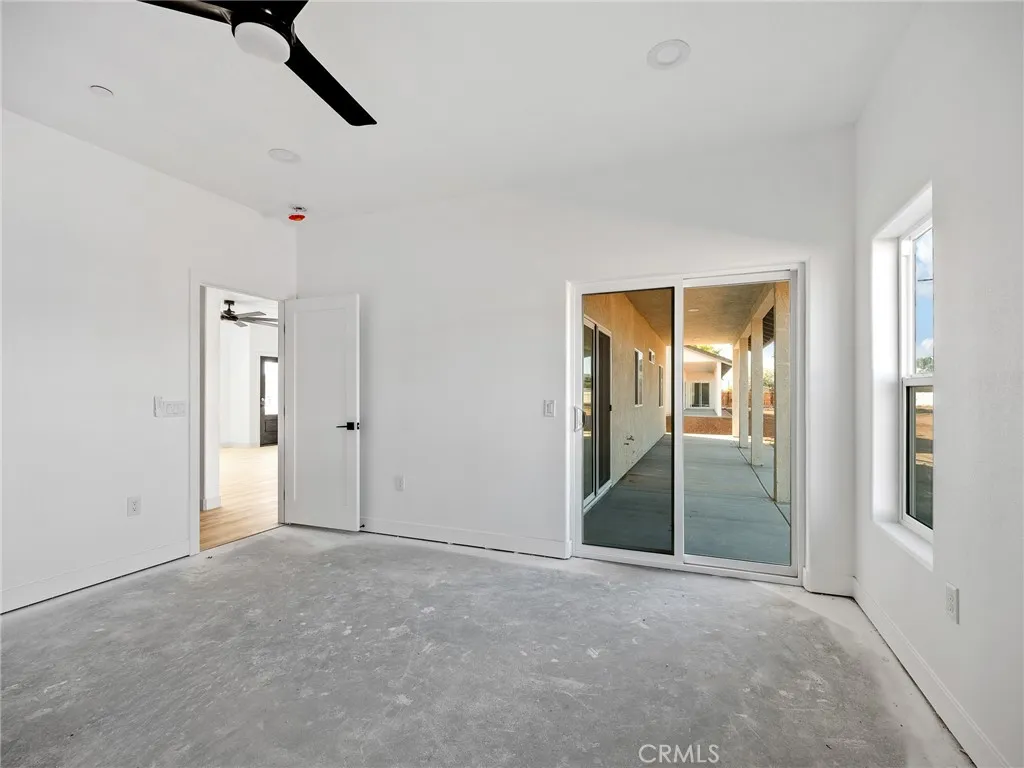 Additional image 18 of 15605 Dale Evans Parkway, Apple Valley, CA 92307