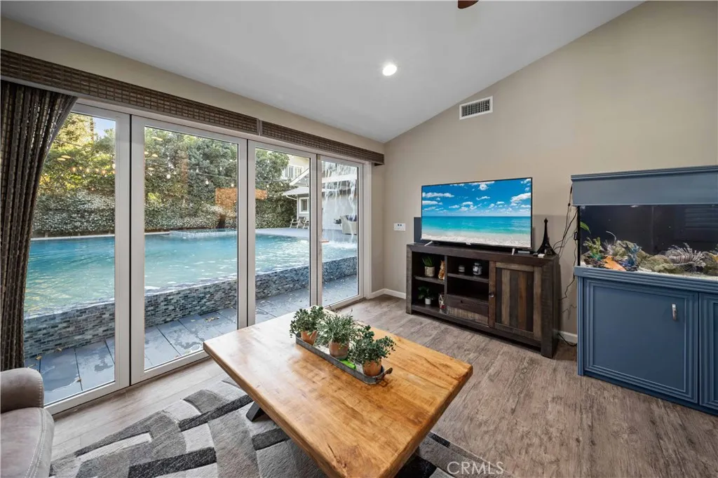 Additional image 135 of 24344 Valley St, Newhall, CA 91321