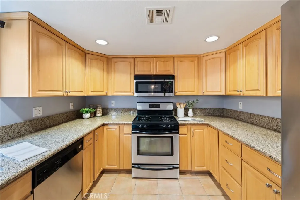 Additional image 11 of 1520 W 227th St Unit 6, Torrance, CA 90501