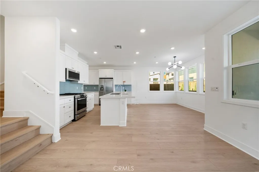 Additional image 8 of 322 Proctor, Irvine, CA 92618