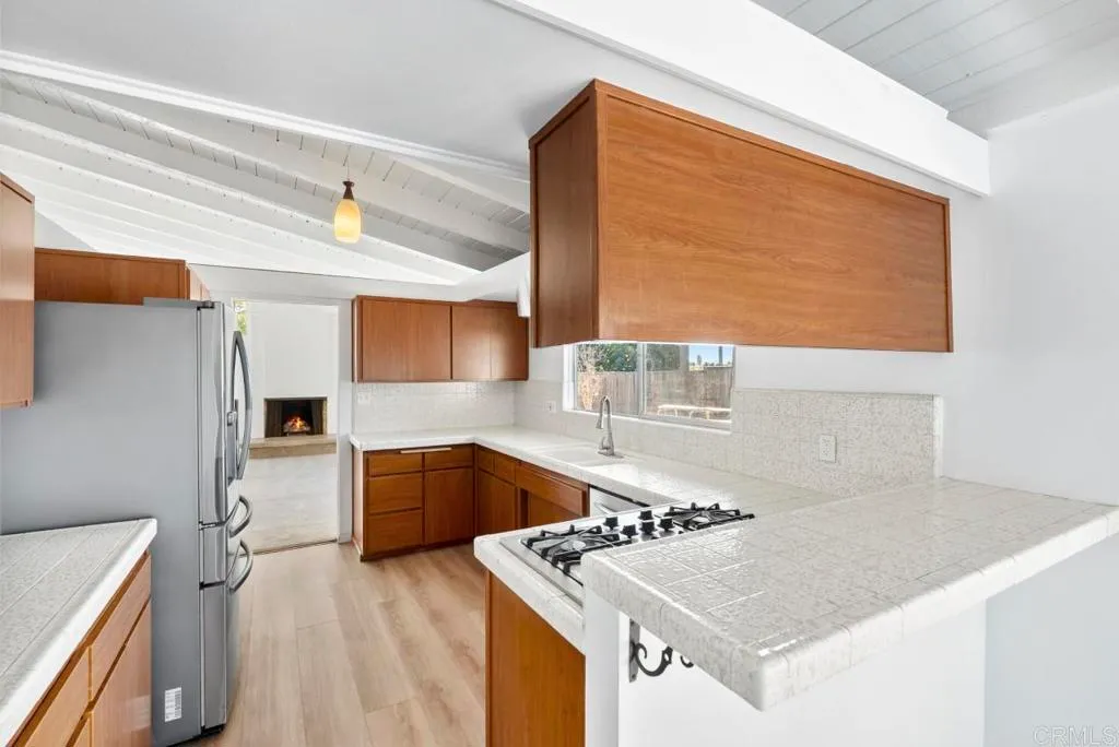 Additional image 44 of 6852 Jackson Dr, San Diego, CA 92119