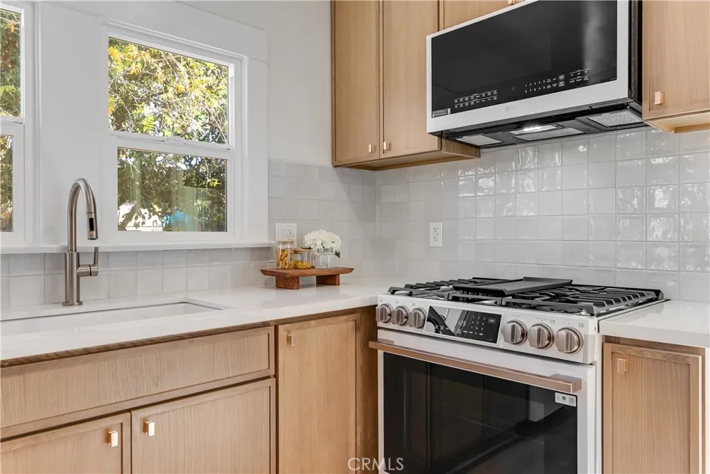 Additional image 49 of 400 Flower Street, Pasadena, CA 91104