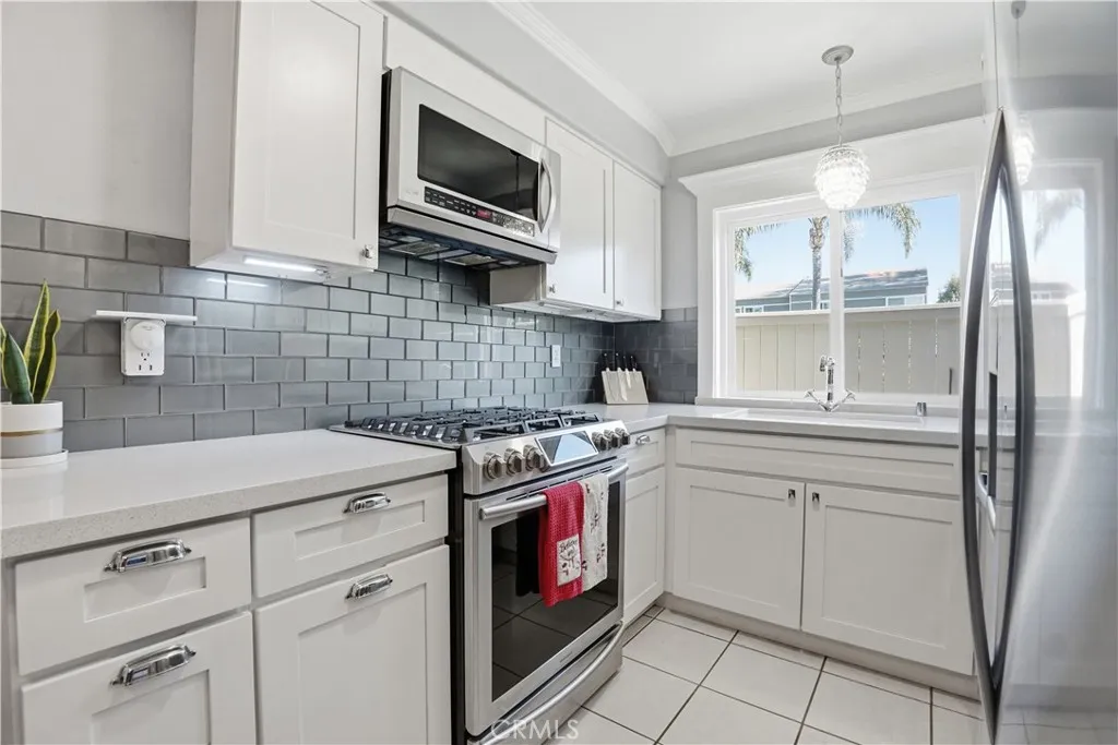 Additional image 61 of 2911 S Fairview Street Unit C, Santa Ana, CA 92705