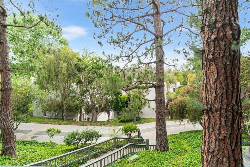 3605 W Hidden Lane Unit 112, Rolling Hills Estates, CA 90274