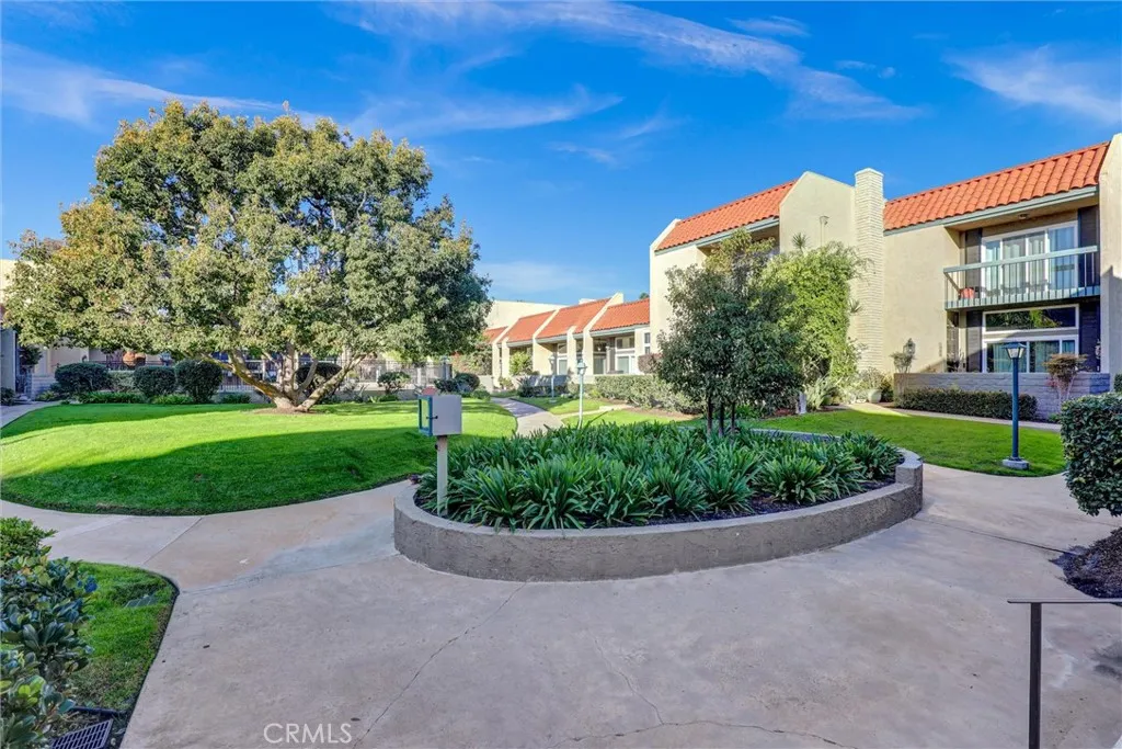 Additional image 37 of 1032 Palo Verde Ave, Long Beach, CA 90815