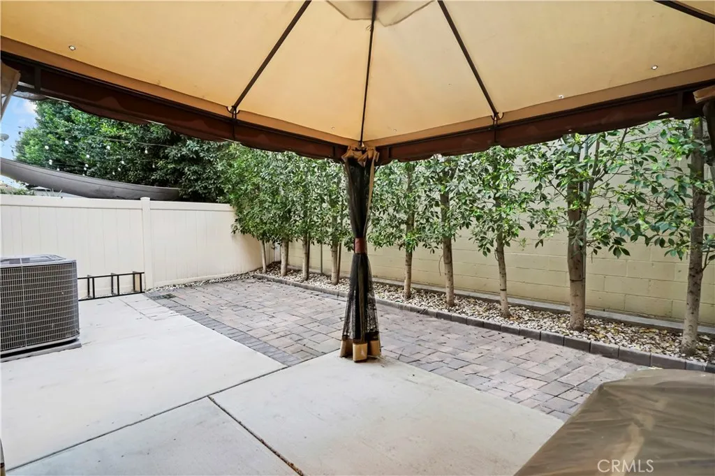 Additional image 77 of 7619 N Patriot Way, Van Nuys, CA 91405