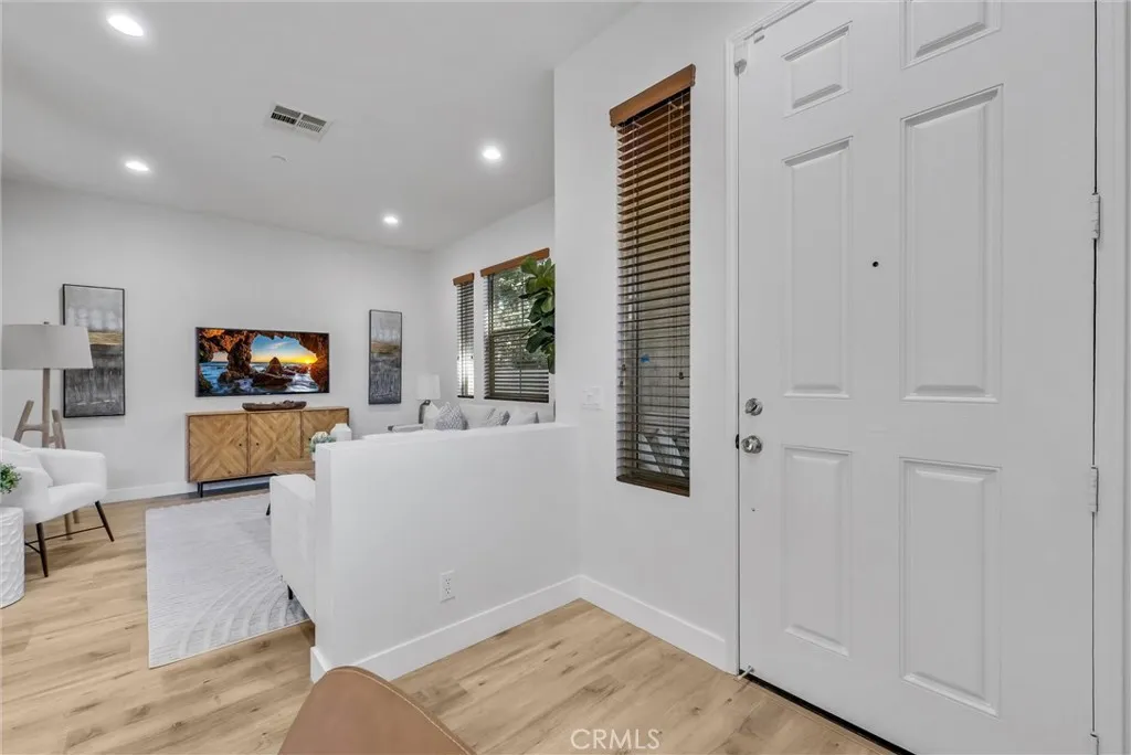 Additional image 9 of 50 Hedge Bloom, Irvine, CA 92618