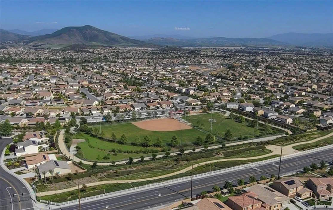 Additional image 114 of 30750 Gazing Star Lane, Murrieta, CA 92563