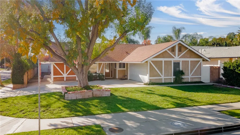 Additional image 3 of 27967 Urbandale Ave, Saugus, CA 91350