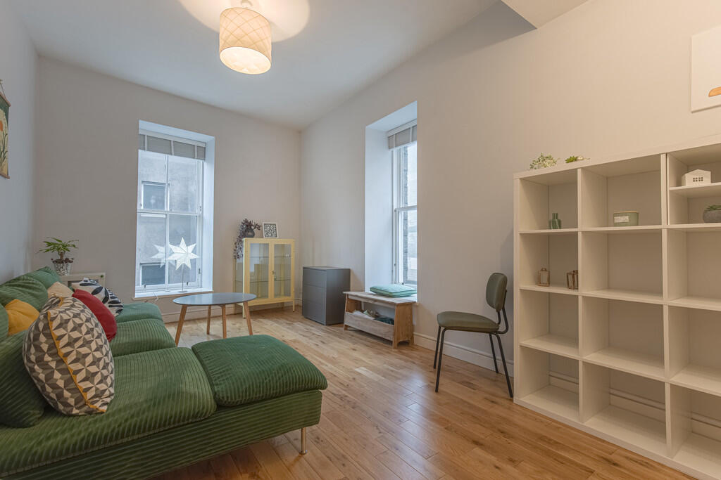 Additional image 3 of 53-65 The Green Flat 3