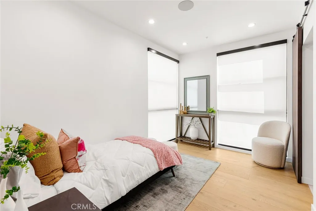 Additional image 45 of 3975 Frances Avenue, West Los Angeles, CA 90066