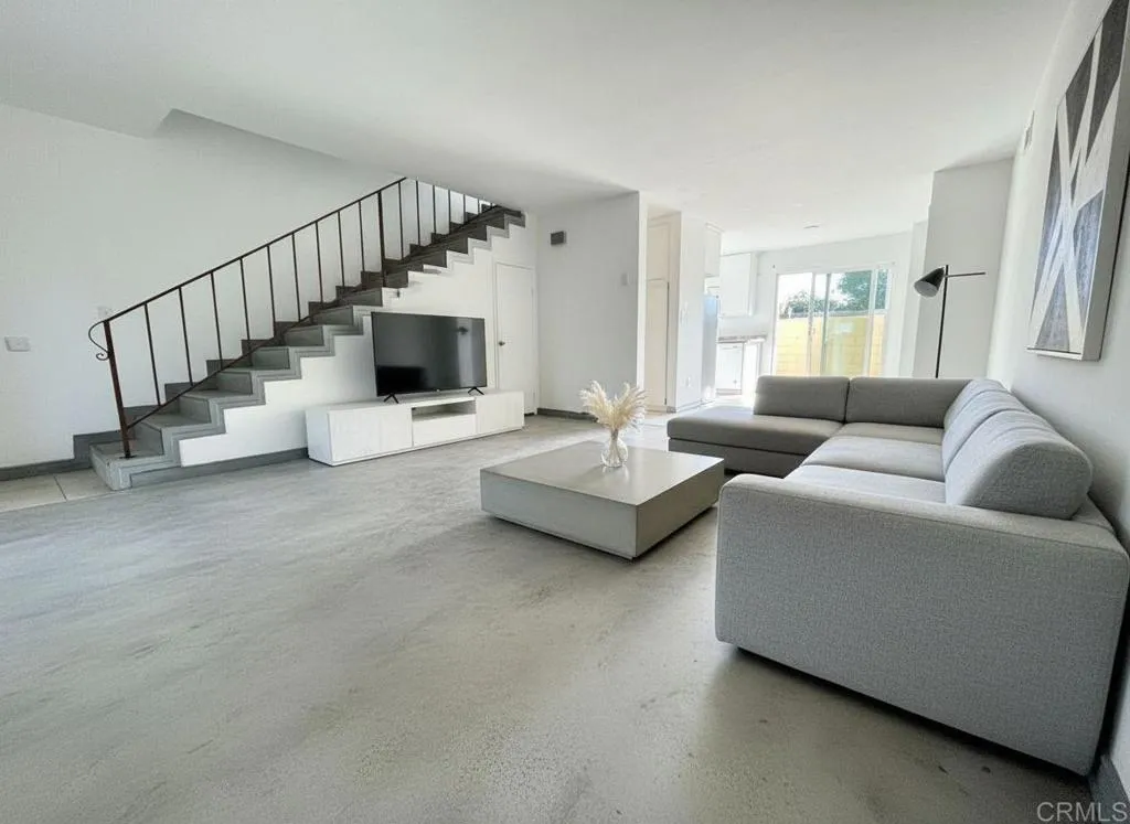 Additional image 3 of 789 N Mollison Ave Unit 2, El Cajon, CA 92021