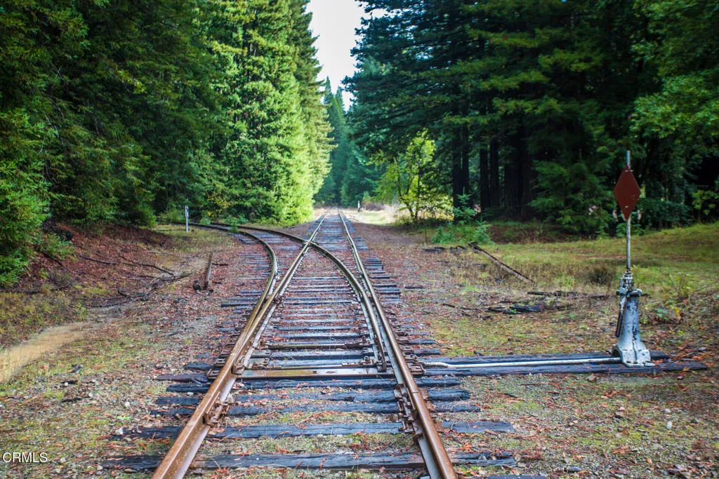 Additional image 14 of 11091 Irmulco Road, Willits, CA 95490