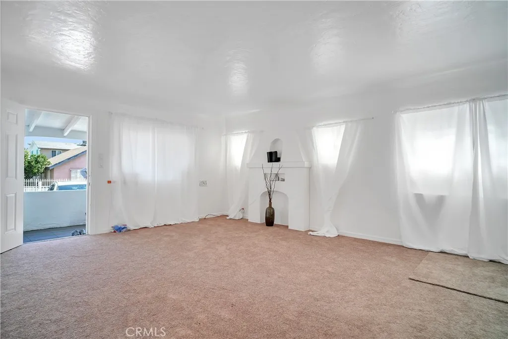 Additional image 5 of 332 E 79th Street, Los Angeles, CA 90003