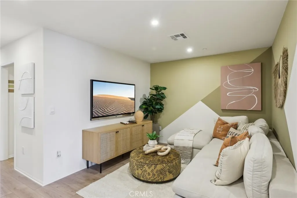 Additional image 37 of 15513 April Dawn Way Unit 3, Fontana, CA 92336