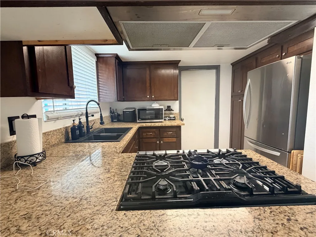 Additional image 16 of 715 Crane Street, Bakersfield, CA 93306