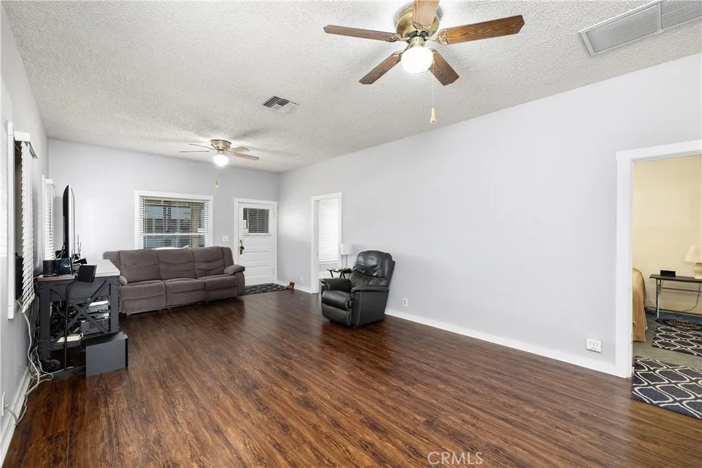 Additional image 46 of 421 W Colorado Boulevard, Monrovia, CA 91016