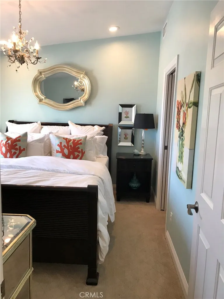 Additional image 49 of 75 Claremont, Long Beach, CA 90803