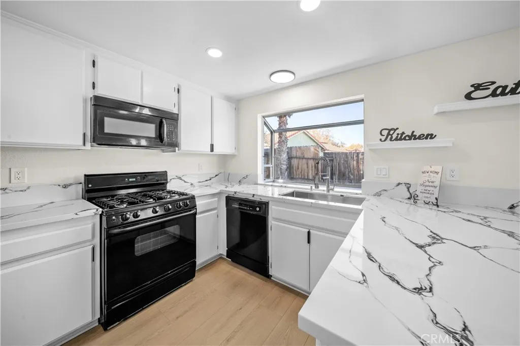 Additional image 36 of 43909 Estrella Ln, Lancaster, CA 93535