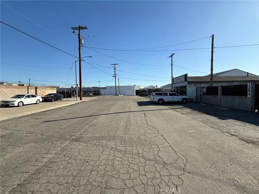 Additional image 15 of 1284 E 3rd St, Pomona, CA 91766