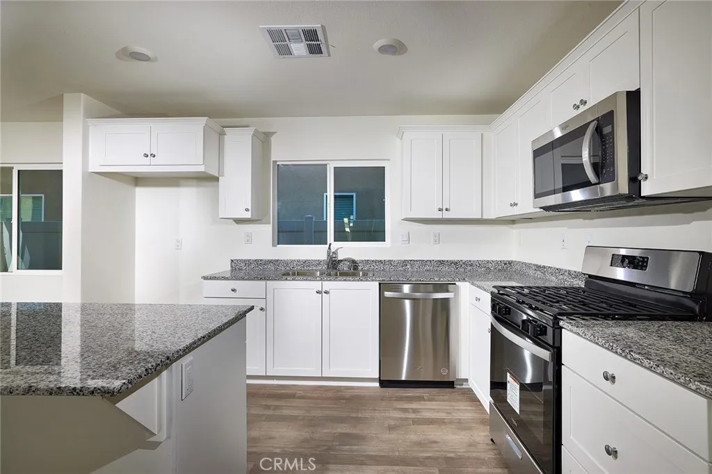 Additional image 6 of 30843 Draco Drive, Winchester, CA 92596