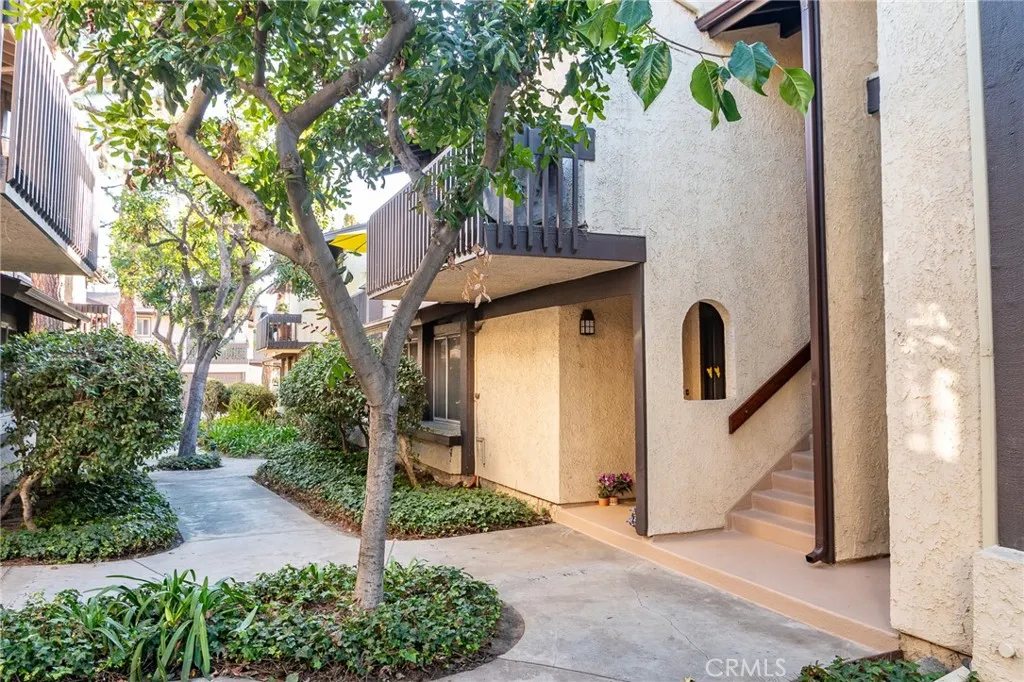 Additional image 48 of 6716 Clybourn, North Hollywood, CA 91606