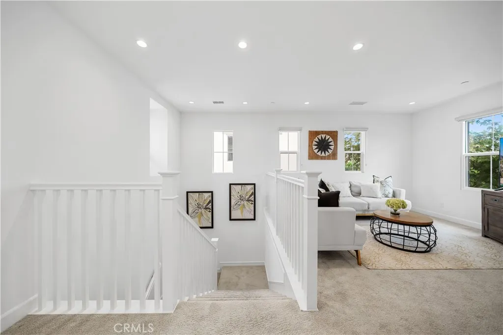 Additional image 30 of 67 Runner, Irvine, CA 92620