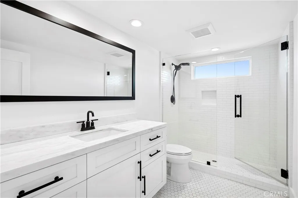 Additional image 42 of 2572 Bayshore Dr, Newport Beach, CA 92663