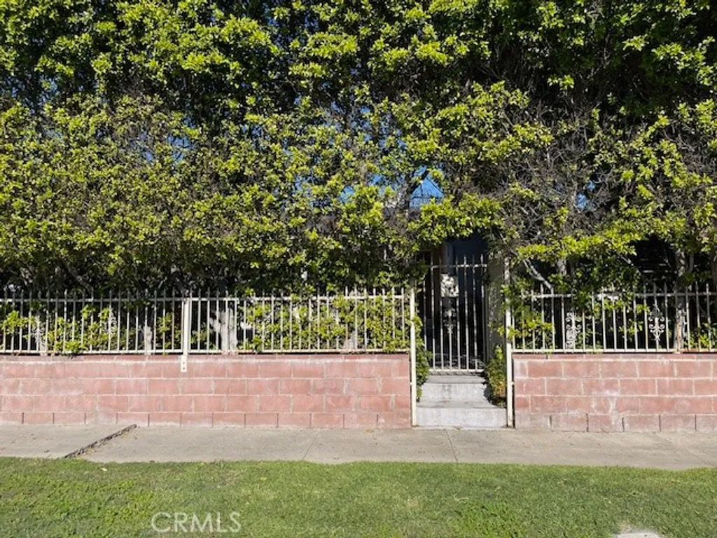 Additional image 4 of 11143 Emelita, North Hollywood, CA 91601