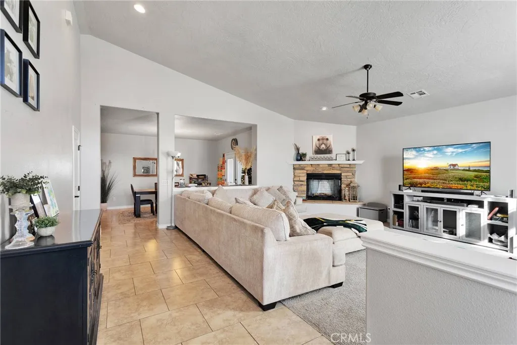 Additional image 5 of 26822 Corona Drive, Helendale, CA 92342