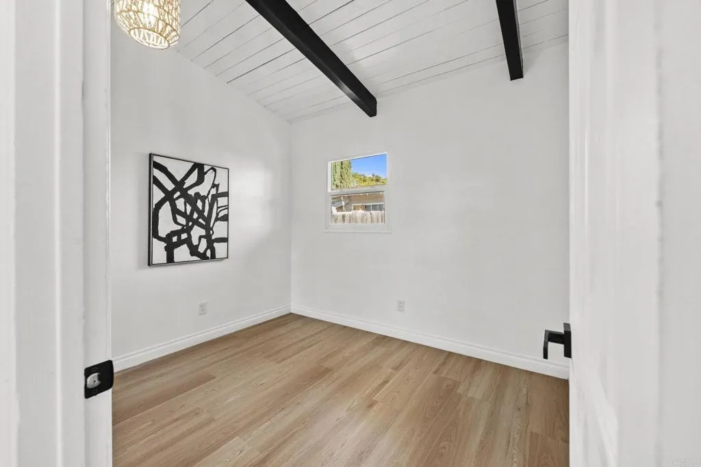 Additional image 28 of 5033 La Paz Dr, San Diego, CA 92113