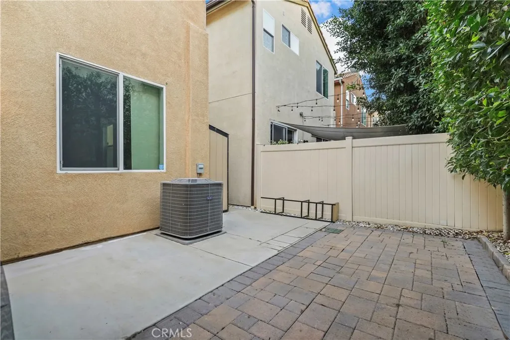 Additional image 75 of 7619 N Patriot Way, Van Nuys, CA 91405