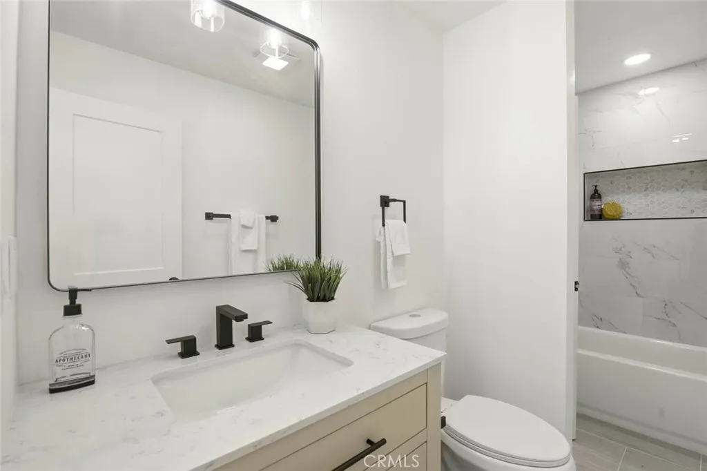 Additional image 20 of 10812 Lamentin Court, San Diego, CA 92124