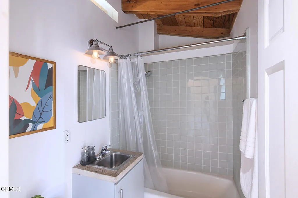 Additional image 19 of 3363 Hollydale Drive, Los Angeles, CA 90039