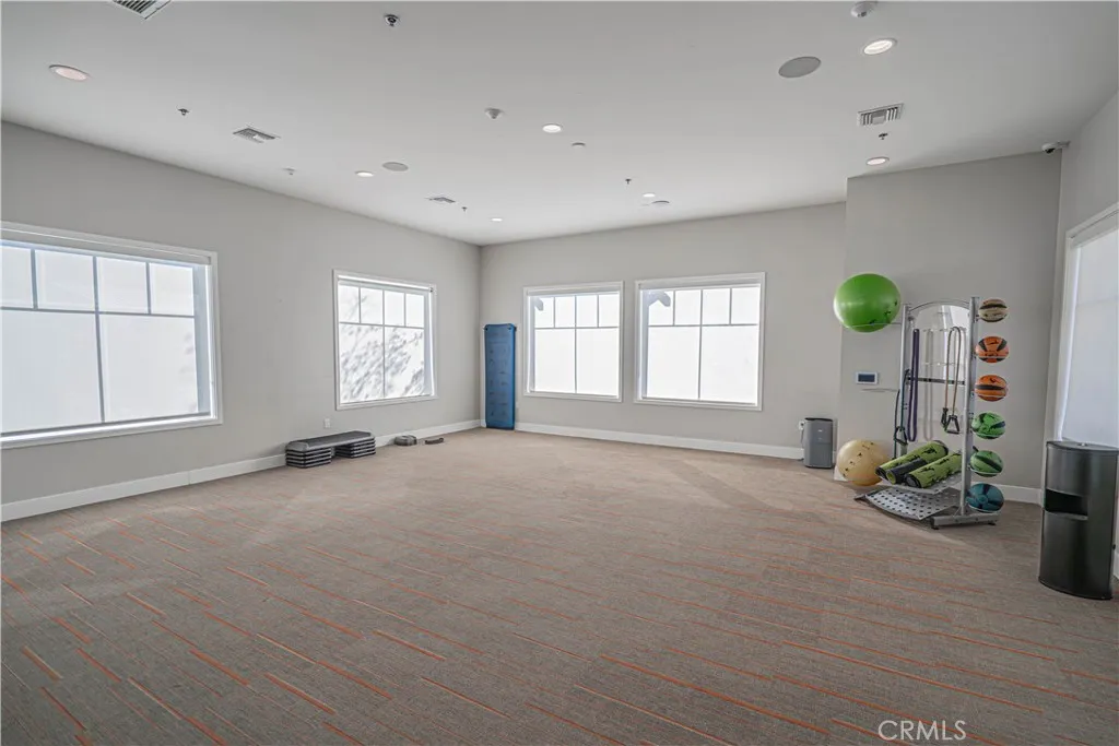 Additional image 43 of 2111 Seville Dr, Santa Paula, CA 93060