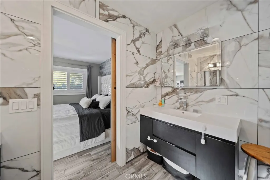 Additional image 41 of 24344 Valley St, Newhall, CA 91321