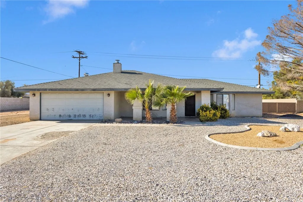 Additional image 2 of 13910 Rincon Rd, Apple Valley, CA 92307