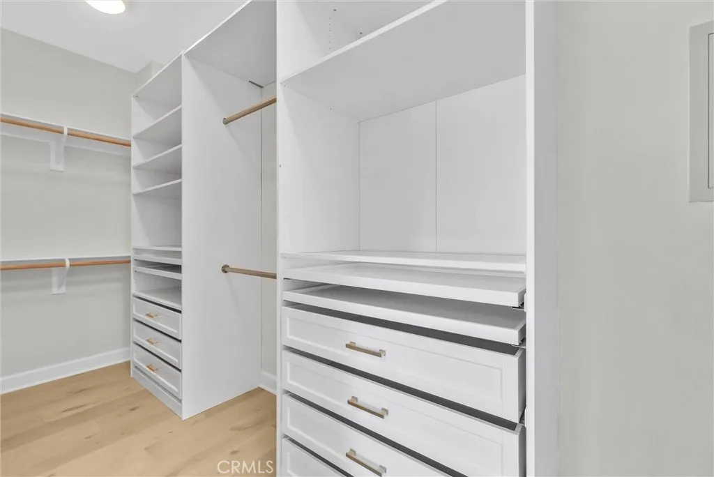 Additional image 60 of 61 Acorn Glen, Irvine, CA 92620