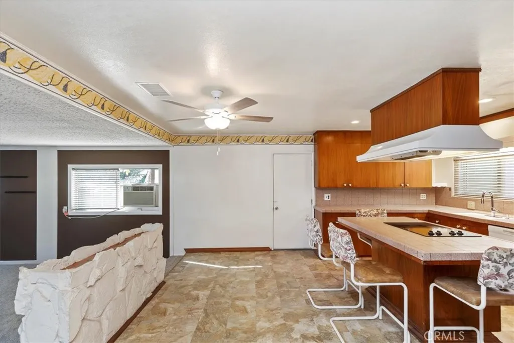 Additional image 13 of 2122 W Harle Ave, Anaheim, CA 92804