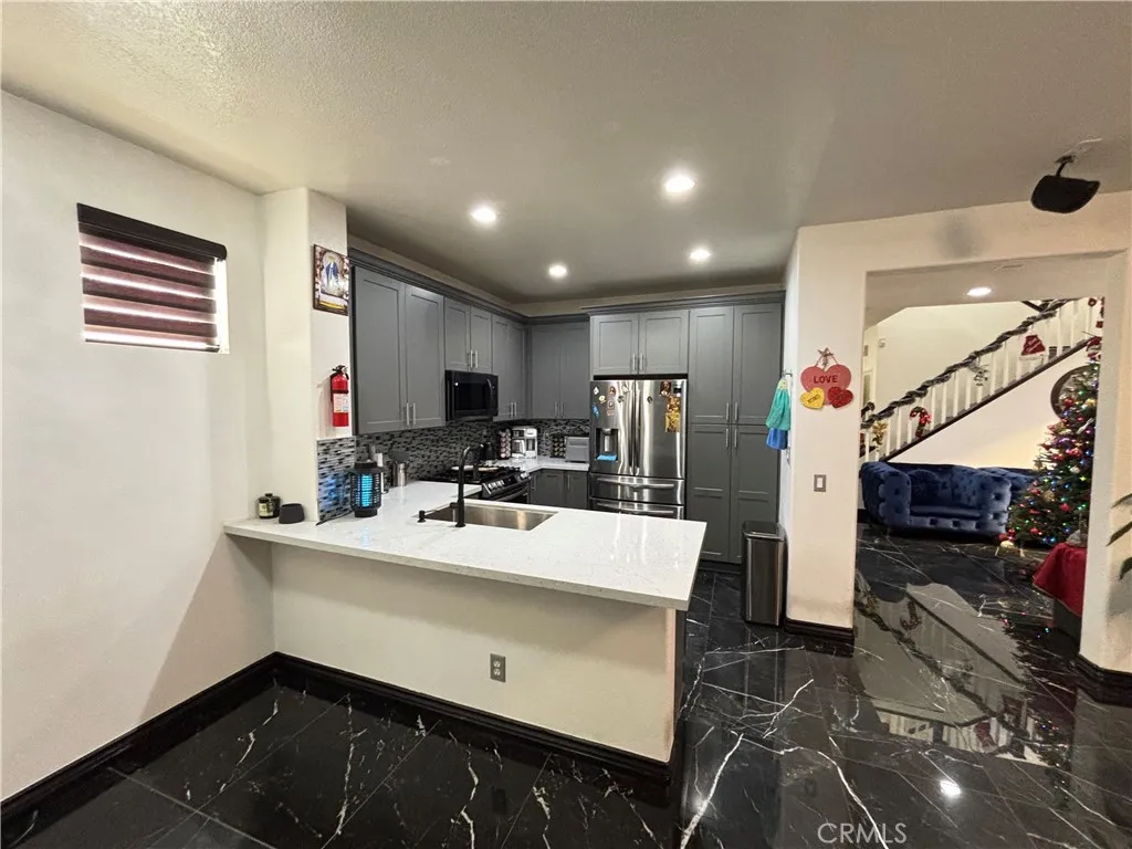 Additional image 6 of 27700 Thalia Lane, Canyon Country, CA 91351