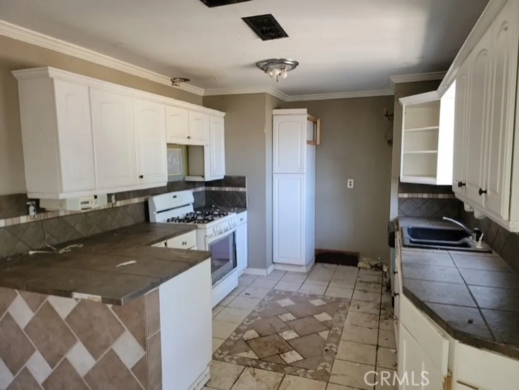 Additional image 9 of 41052 177th St E, Lancaster, CA 93535