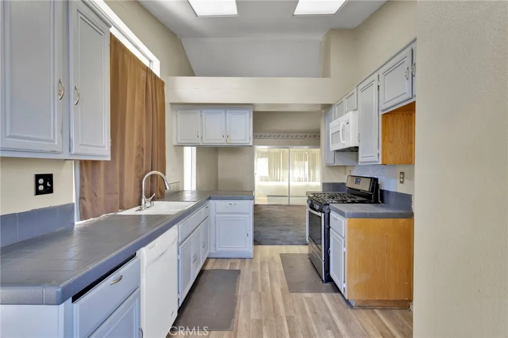 Additional image 52 of 14671 Ponderosa Ranch Road, Victorville, CA 92392