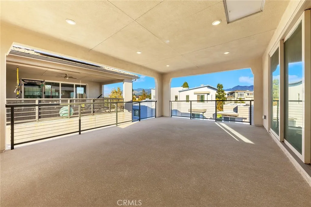 Additional image 93 of 115 Frame, Irvine, CA 92618
