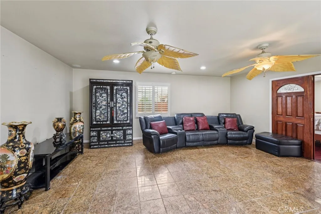 Additional image 37 of 13426 Crocker Street, Los Angeles, CA 90061