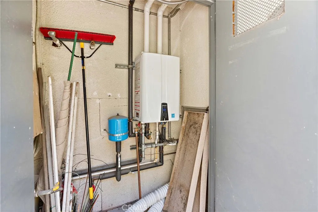 Additional image 75 of 11944 Briarvale Lane, Studio City, CA 91604