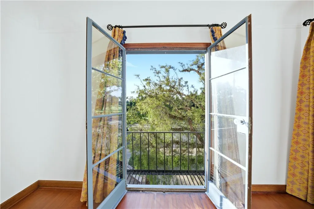 Additional image 91 of 790 Santiago Ave, Long Beach, CA 90804