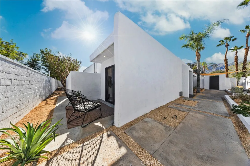 Additional image 30 of 1033 E Via Escuela, Palm Springs, CA 92262
