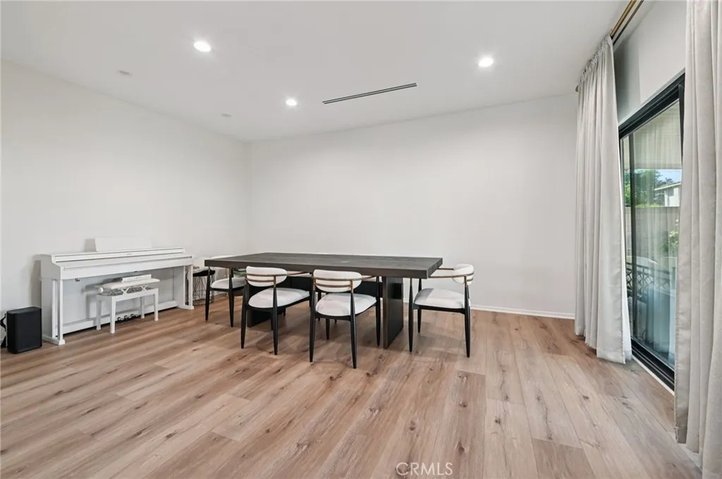 Additional image 14 of 15937 Londelius Street, North Hills, CA 91343